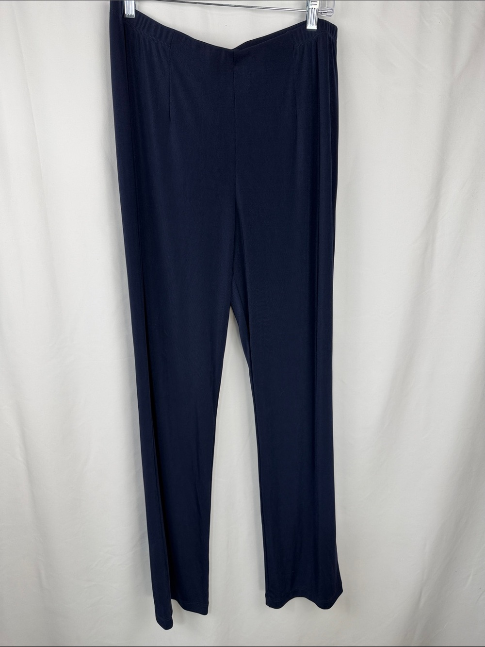 Chico’s Easy Wear Flawless Pants Deep Navy NWT – Size 2 / US 12–14